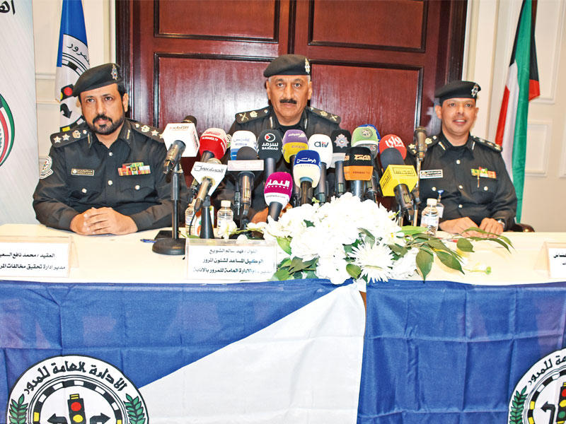 الحشاش والشويع والسعيدي خلال المؤتمر الصحافي (تصوير عبدالله الخلف)