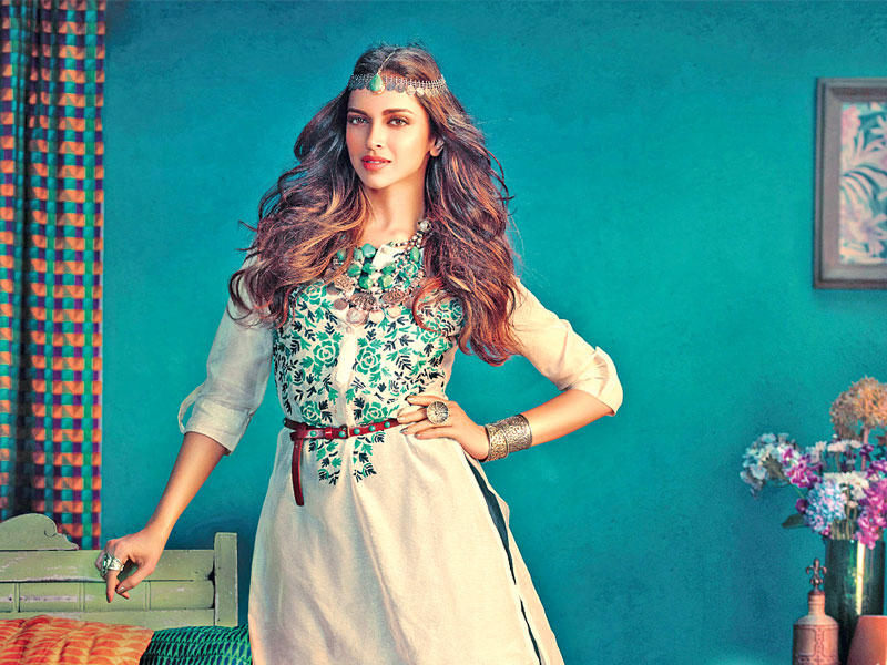 ديبيكا بادكون