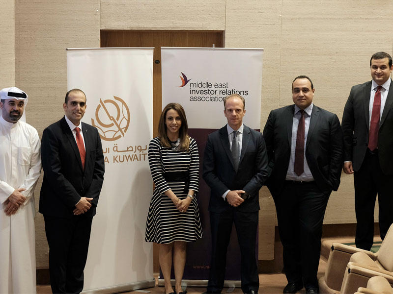 مؤسسو جمعية علاقات المستثمرين مع أحمد شمس الدين 