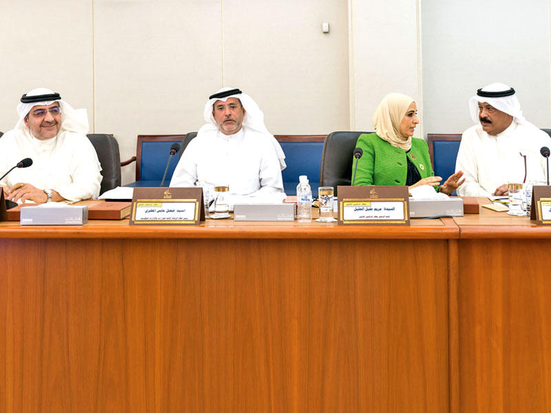 عبدالعزيز الدخيل رئيس جهاز المراقبين في اجتماع «الميزانيات»