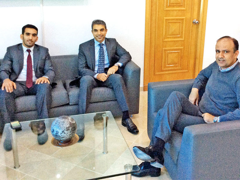 سفير الكويت لدى تونس علي الظفيري خلال لقائه وديع الجريء