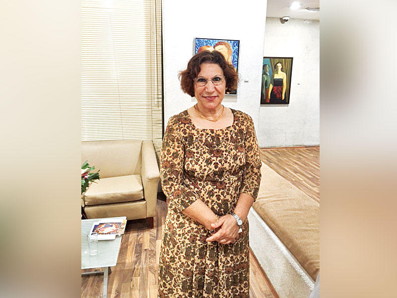 عفيفة لعيبي