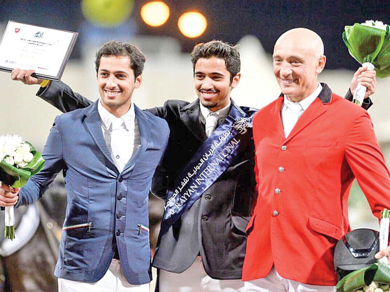 الحساوي يتوسط الخرافي والروسي توغانوف خلال تتويجهم بالمراكز الأولى