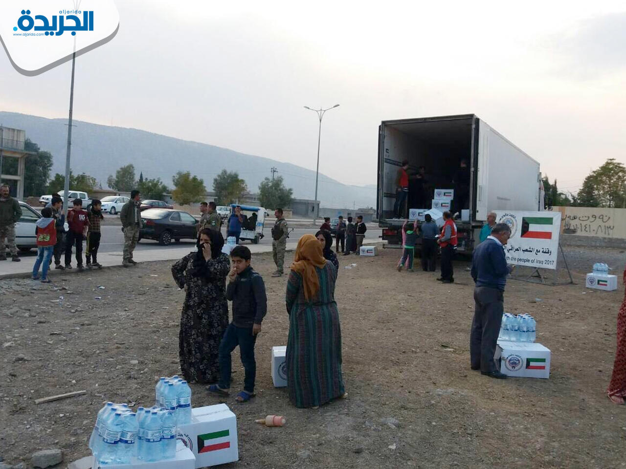 توزيع المساعدات على المتضررين من الزلزال في العراق