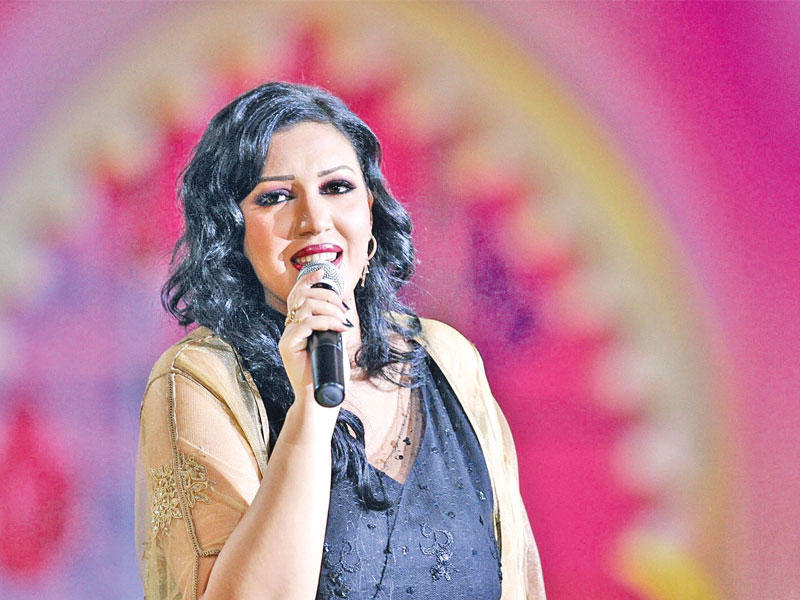 أسماء لمنور