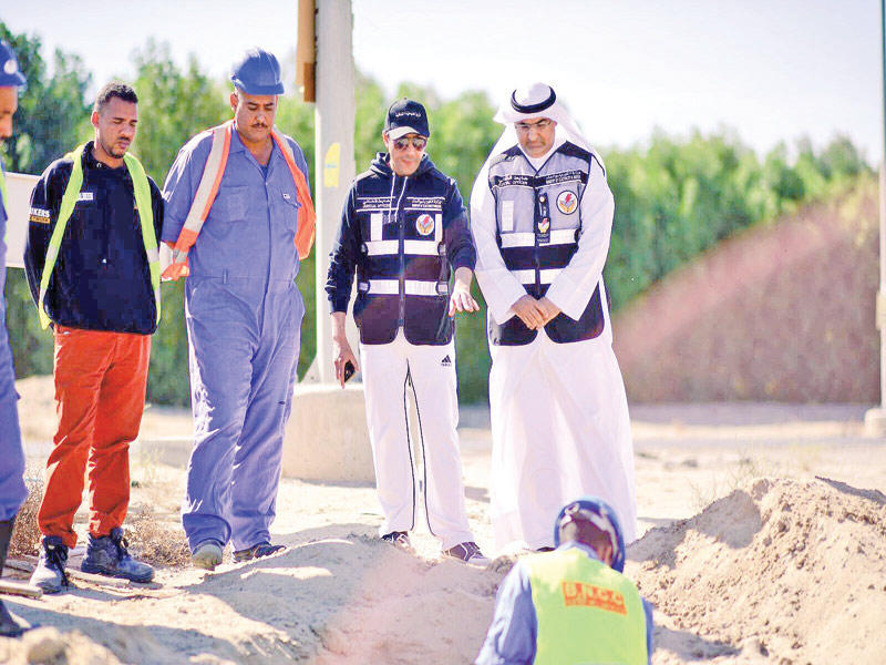 جانب من عملية قطع المياه