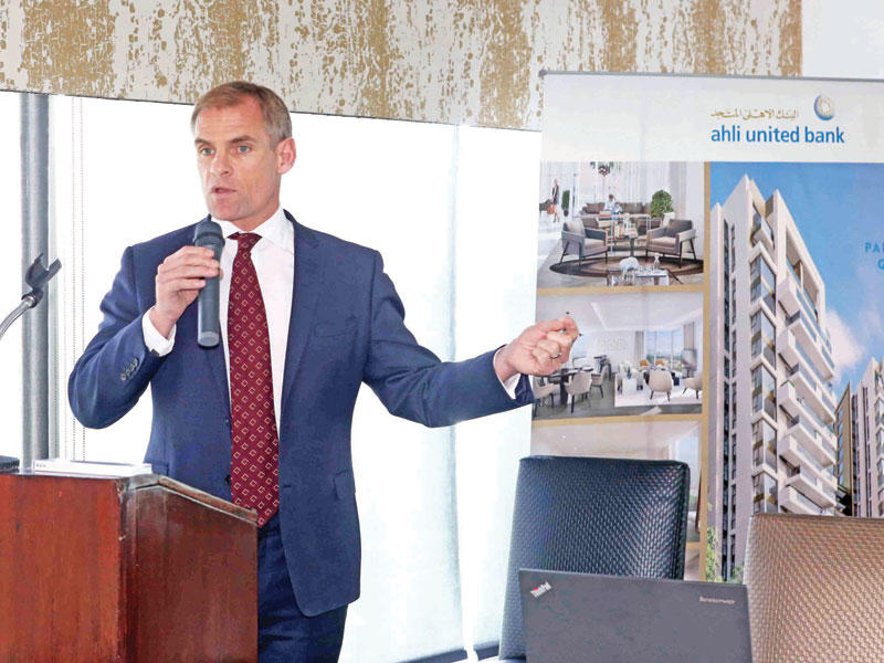 ريتشارد جوردان متحدثاً عن أهم المتغيرات في الضرائب ببريطانيا 