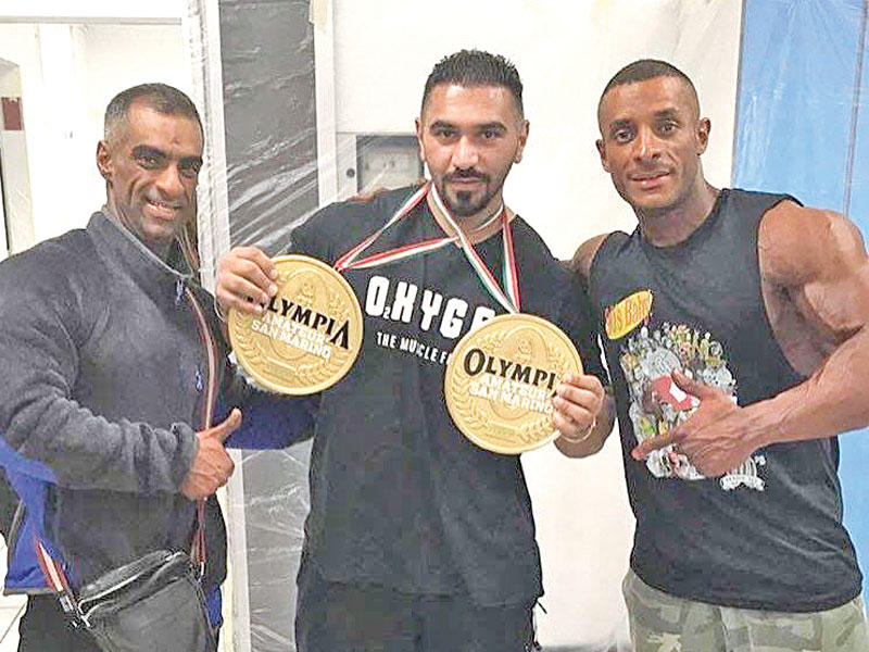 عسكر يتوسط الناصر والشطي