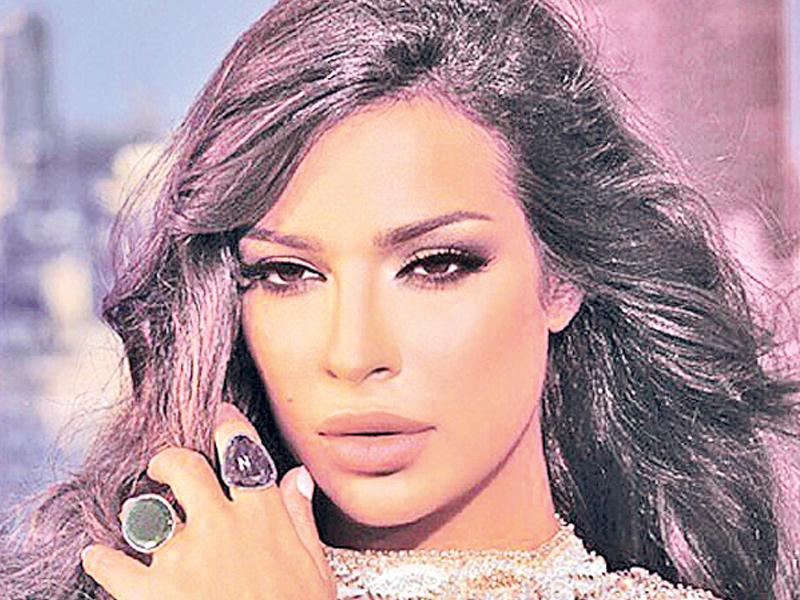 نادين نسيب نجيم