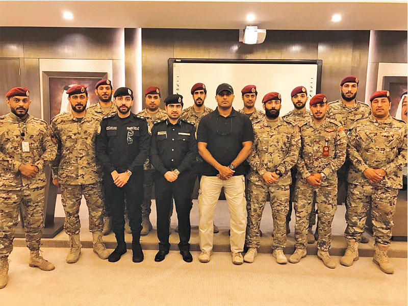 الخريجون بعد اختتام الدورة