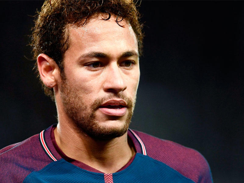  البرازيلي نيمار مهاجم باريس سان جرمان