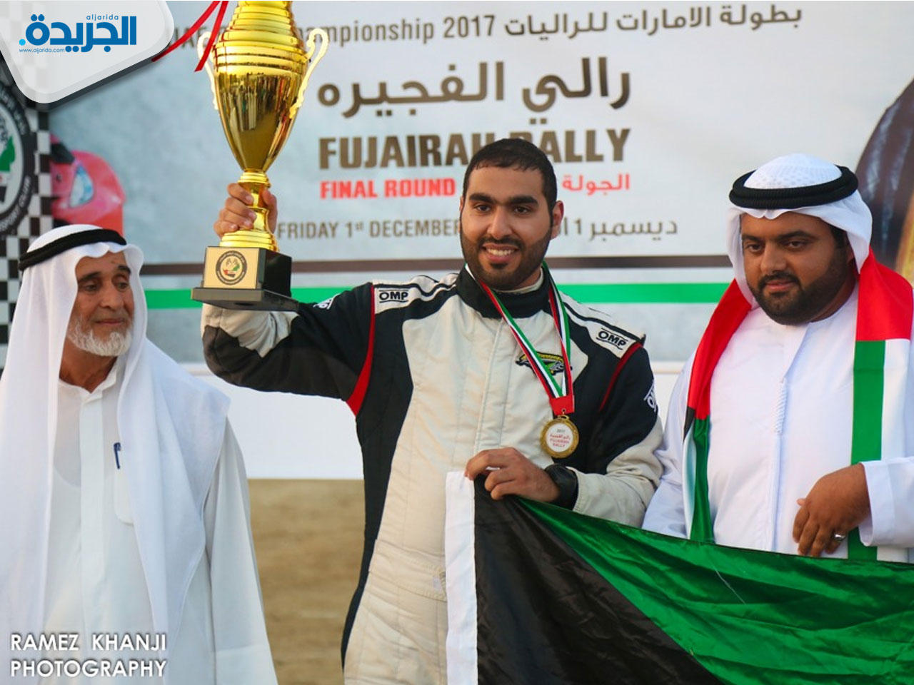  متسابق نادي باسل الصباح للسيارات والدراجات النارية الكويتي سالم الظفيري خلال تتويجه بلقب بطولة الإمارات للراليات 2017 (فئة تي واحد)