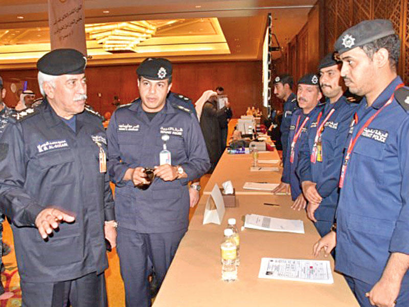 الدوسري متفقداً الاستعدادات الأمنية للقمةn