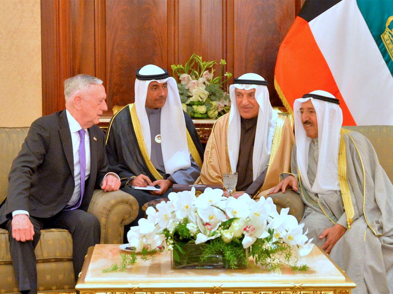 حضرة صاحب السمو أمير البلاد الشيخ صباح الأحمد الجابر الصباح يستقبل وزير الدفاع في الولايات المتحدة الأمريكية جيمس ماتيس