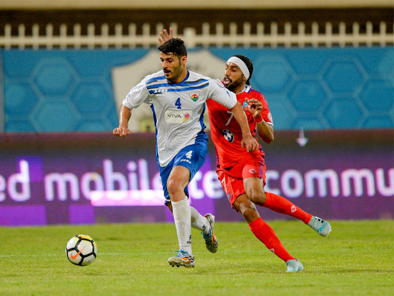 حمود ملفي وفهد العنزي في لقاء سابق