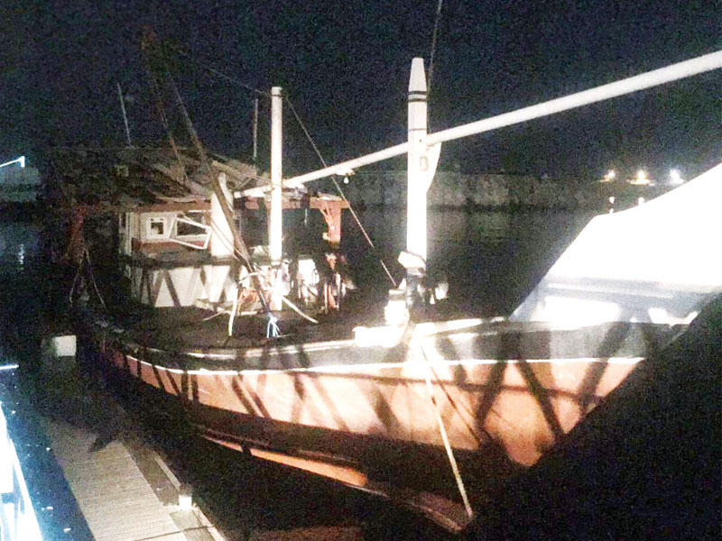 لنج المهربين الإيرانيين