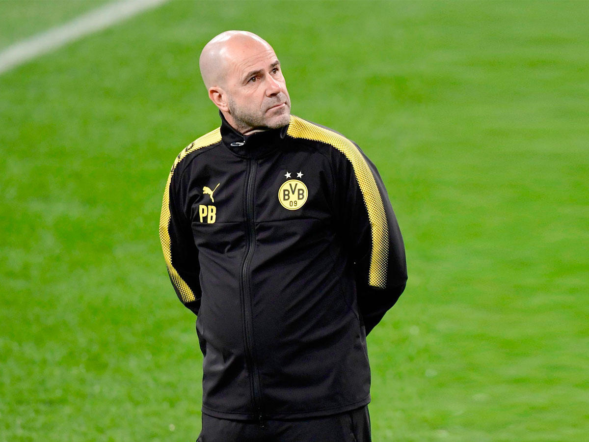  مدرب بروسيا دورتموند  بيتر بوس