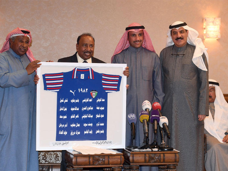 هدية تذكارية من الحوطي ومعيوف للحربان في وجود الغانم