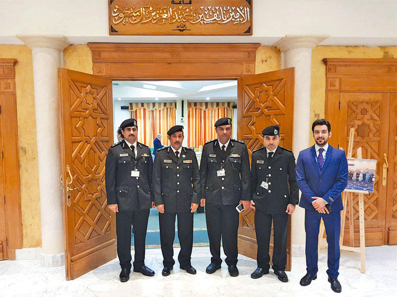 الوفذ الكويتي المشارك بالمؤتمر