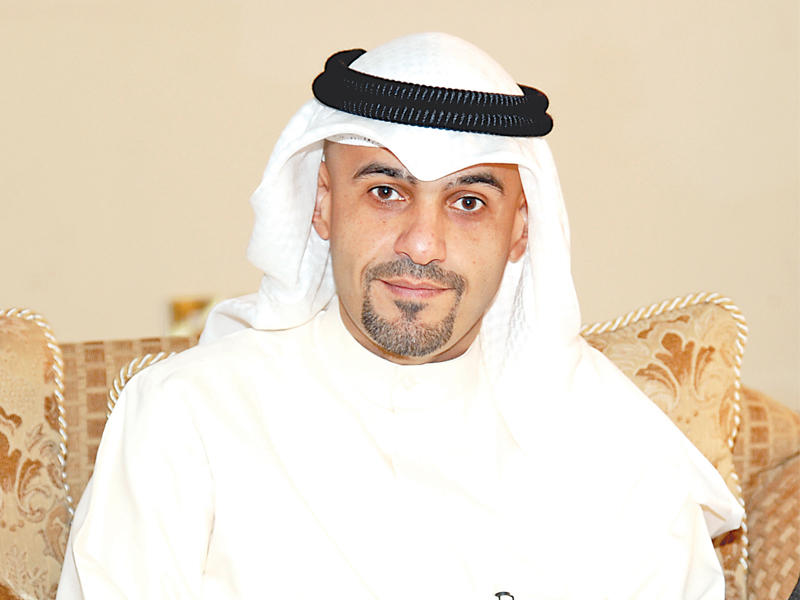 نائب رئيس الوزراء وزير المالية أنس الصالح