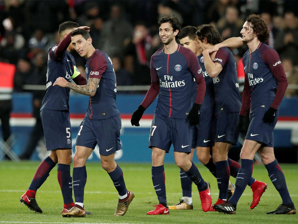 فرحة لاعبي سان جرمان بهدف دي ماريا