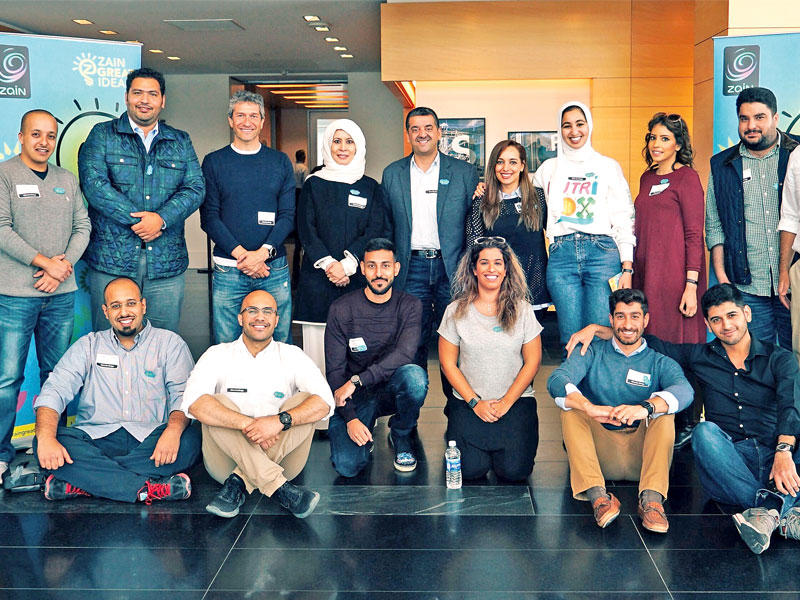 إيمان الروضان ووليد الخشتي يتوسطان المبادرين في سان فرانسيسكوn