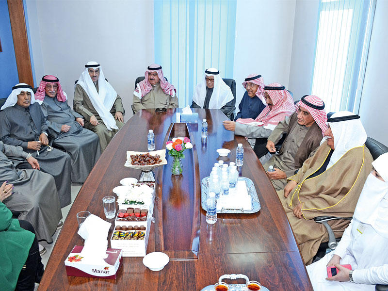 الحضور في مركز «هيا المعجل»