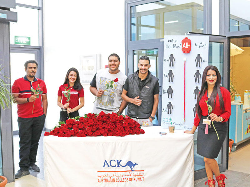 جانب من حملة التبرع بالدم