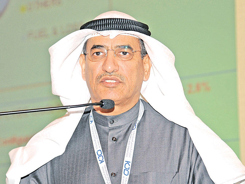 وزير النفط وزير الكهرباء والماء بخيت الرشيدي