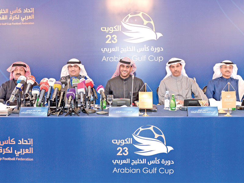 الوزير الروضان وفليطح واليوسف والمزرم خلال المؤتمر (تصوير نوفل إبراهيم)