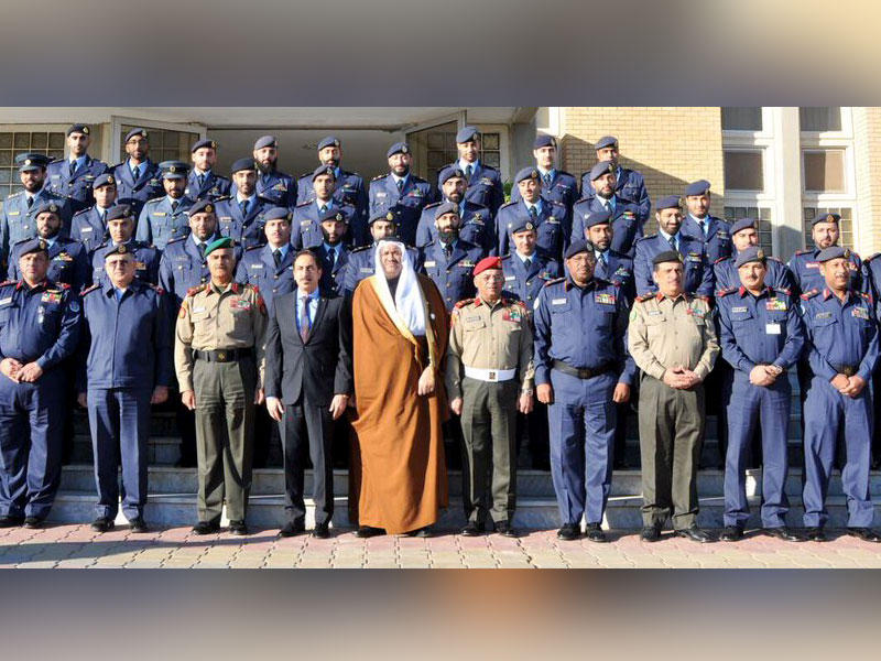 تخريج الدورة التقدمية الجوية التخصصية للضباط رقم (1)