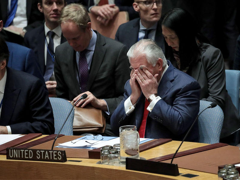 وزير الخارجية  الأميركي ريكس تيلرسون خلال اجتماع مجلس الأمن حول كوريا الشمالية أمس (اف ب )
