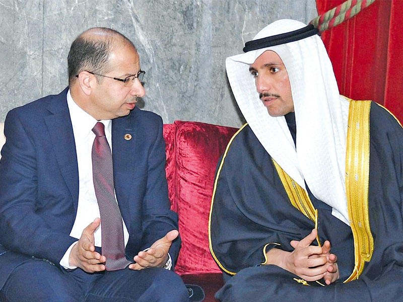 الغانم مجتمعاً إلى نظيره العراقي الجبوري في الرباط أمس الأولn