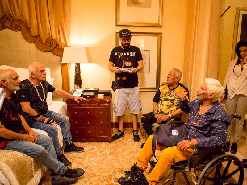 مشهد من «شباب شياب»