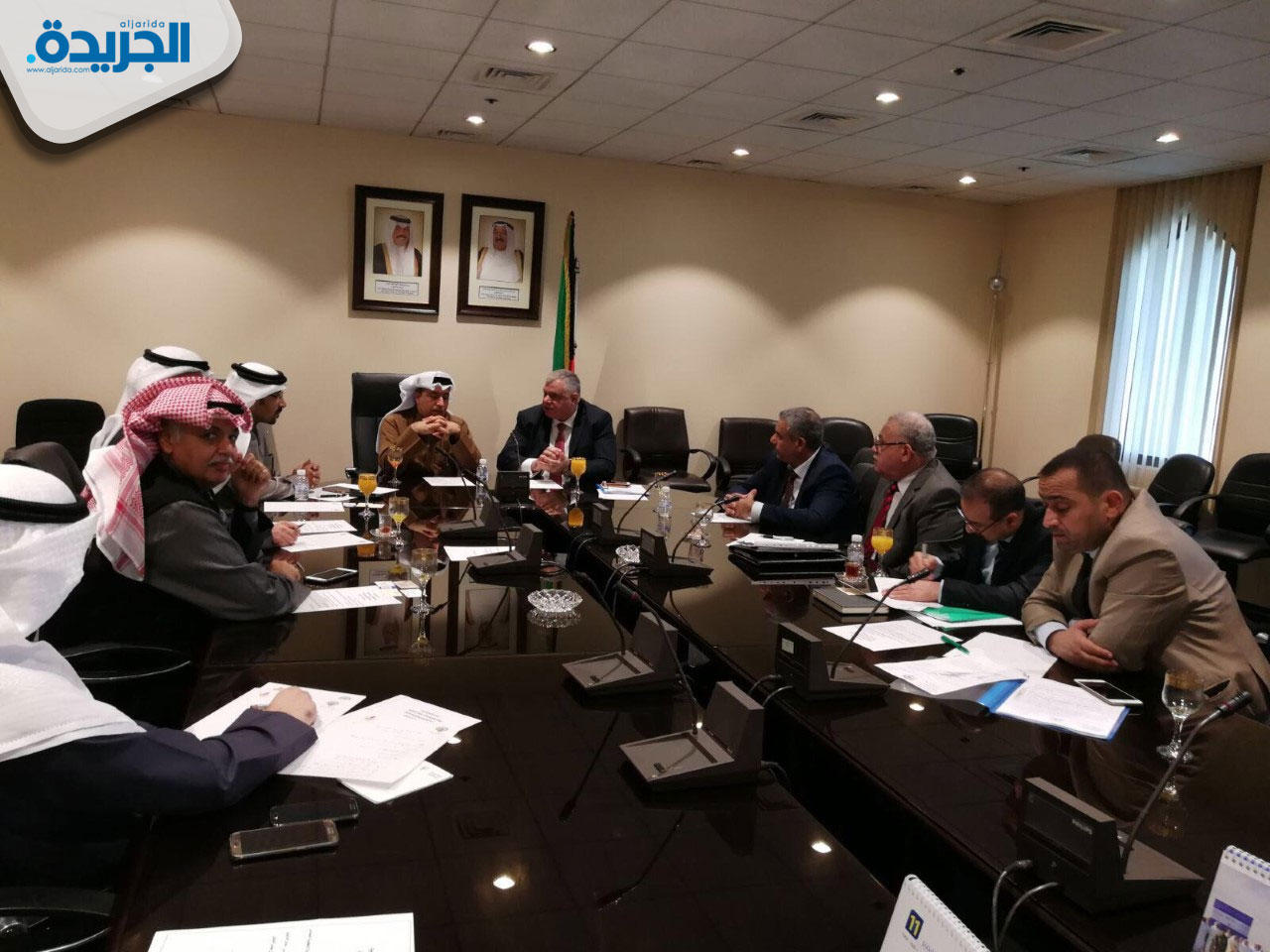  وكيل وزارة الكهرباء والماء الكويتية م.محمد بوشهري خلال اجتماعه مع وكيل وزارة الكهرباء العراقية عادل الدليمي