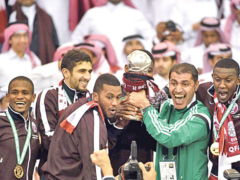 تتويج العنابي في النسخة السابقة 