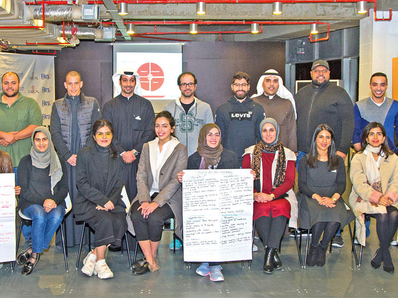 المشاركون في الدورة