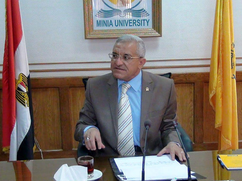  رئيس جامعة المنيا جمال أبوالمجد 