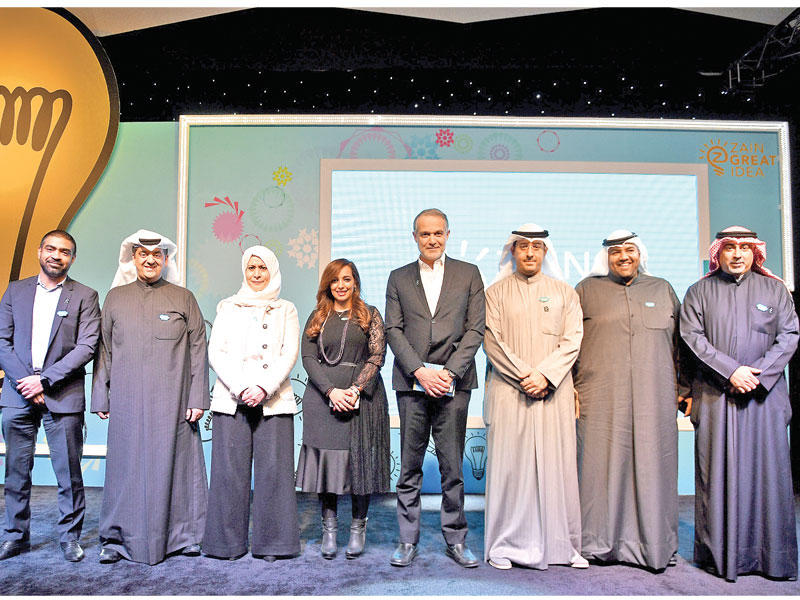 الروضان تتوسط القيادة التنفيذية في «زين»