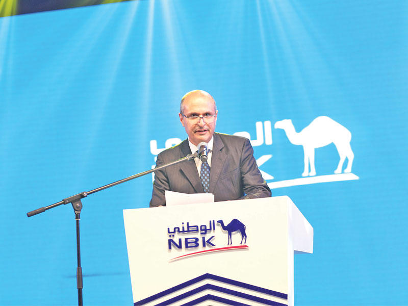 عصام الصقر خلال إلقاء كلمته في الاحتفال