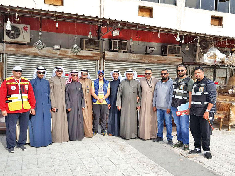 فريق البلدية خلال الحملة