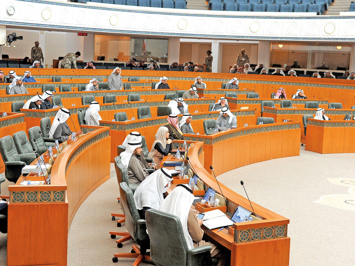 المجلس خلال مناقشة الخطاب الأميري أمس   (تصوير عبدالله الخلف)