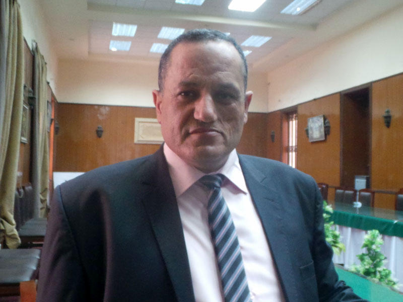 أمين اللجنة الدينية في البرلمان المصري، عمر حمروش