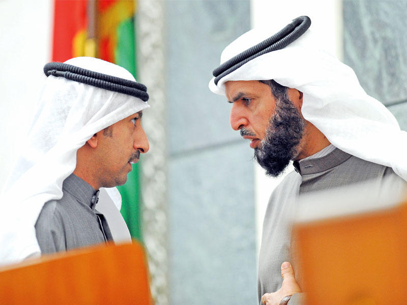 نقاش بين الدمخي والبابطين