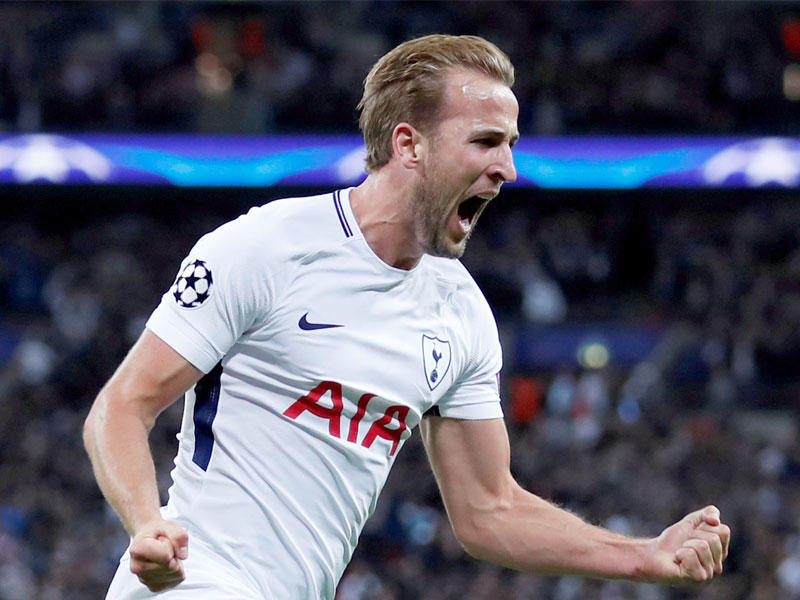 مهاجم توتنهام الإنكليزي هاري كين