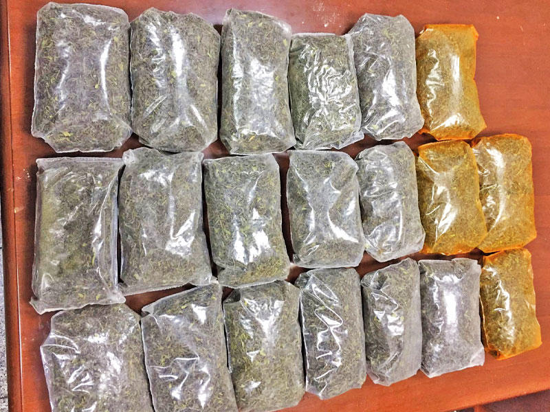 كمية القات المضبوطة مع الإفريقيةn