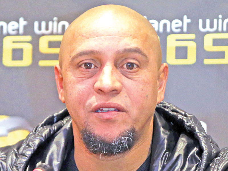 روبرتو كارلوس