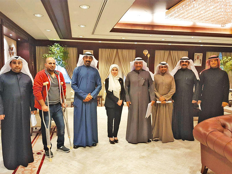 بوشهري والكندري مع لجنة أهالي مدينة الخيران السكنية