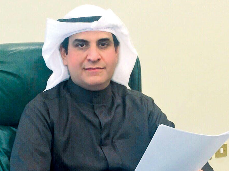  نائب مدير الهيئة العامة لشؤون الزراعة والثروة السمكية لقطاع الزراعة التجميلية محسن خاجة