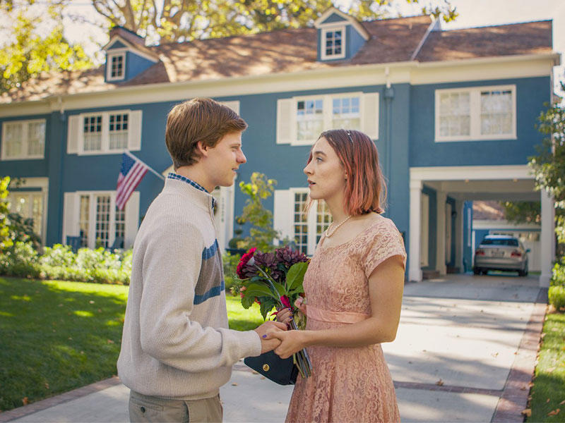 مشهد من فيلم ليدي بيرد